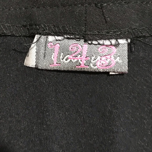 Black mini skirt - Picture 5 of 8